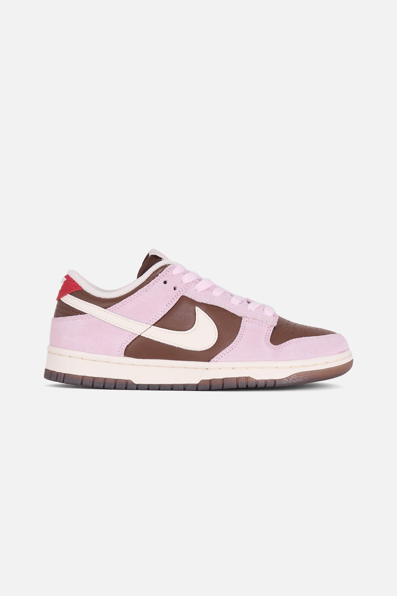 dunk low strawberry pink