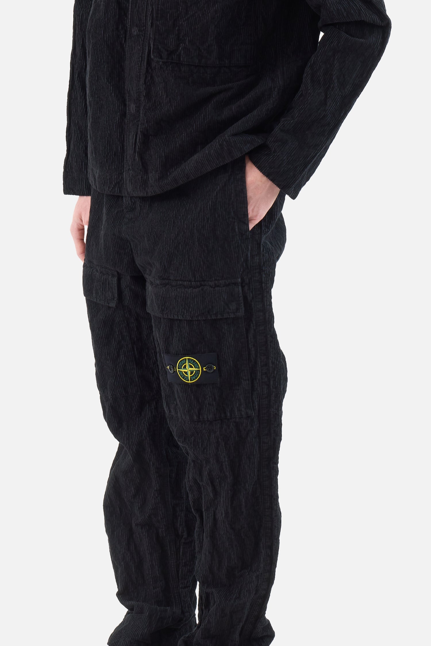 100025 Wrinkled Corduroy Cargo Pant