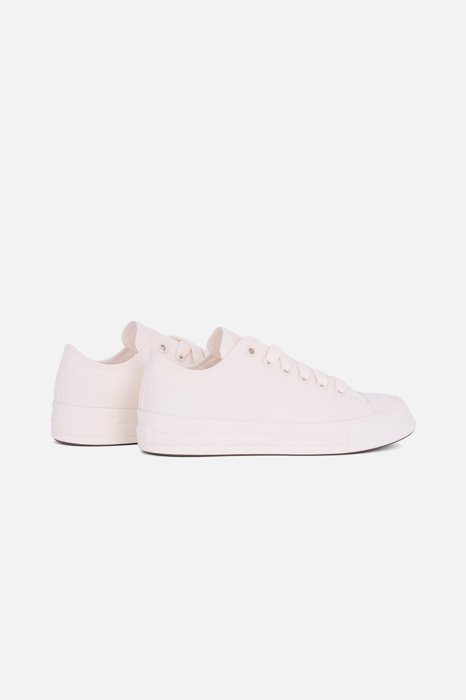 Chuck Taylor Throwback OX