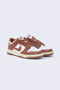 W Dunk Low