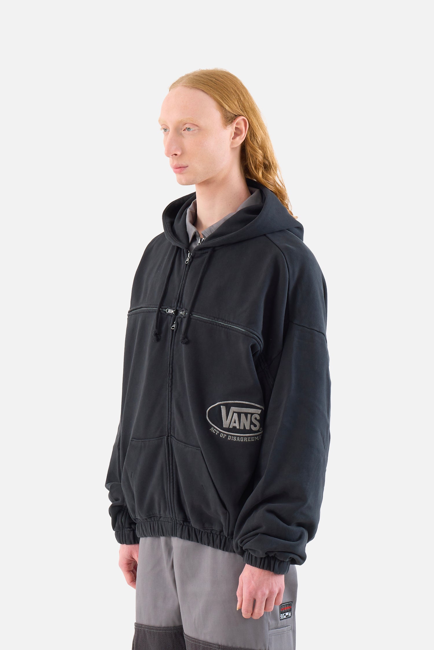 T Zipped Hoodie