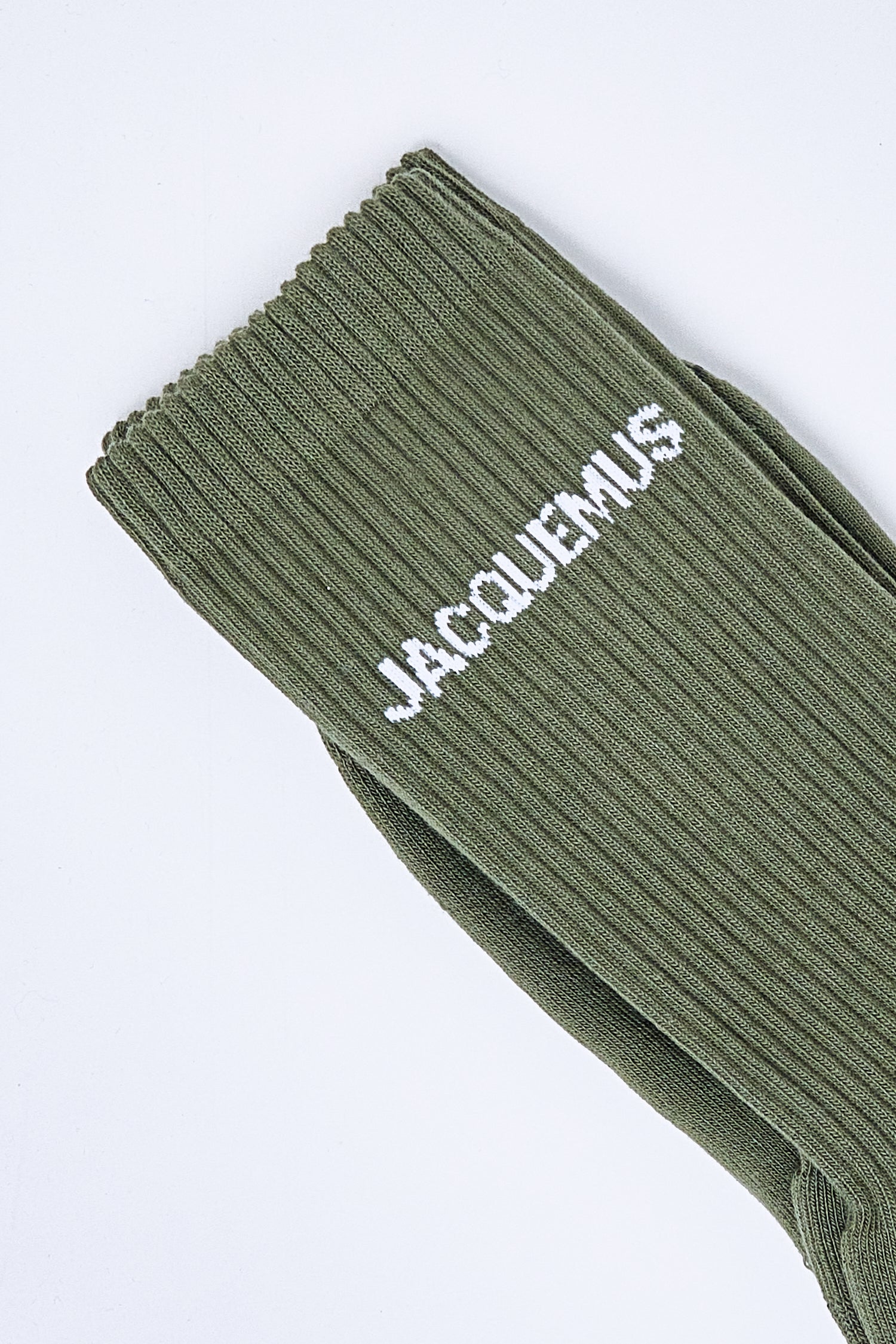 Les Chaussettes Jacquemus